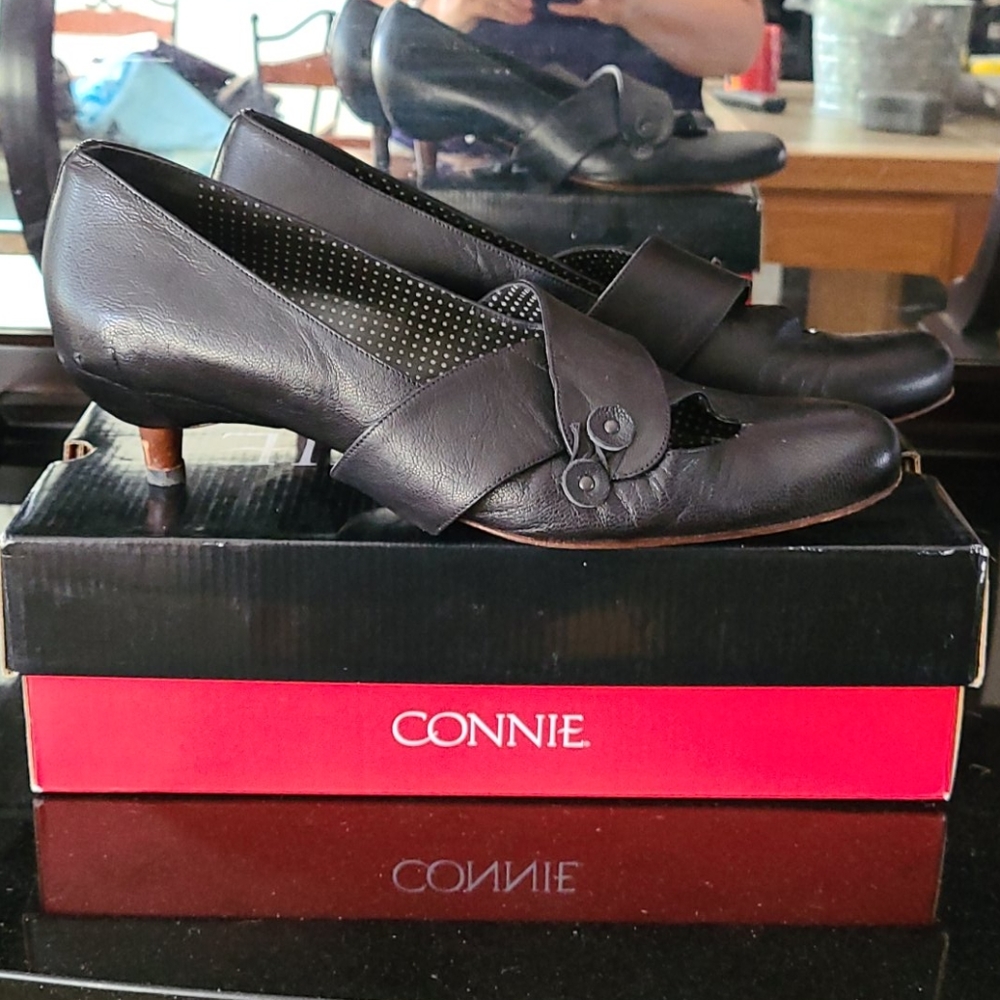Black Low Heel - 11m